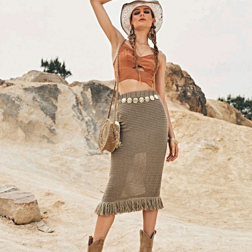 Chain Detail Fringe Hem Skirt - Picture 1 of 7